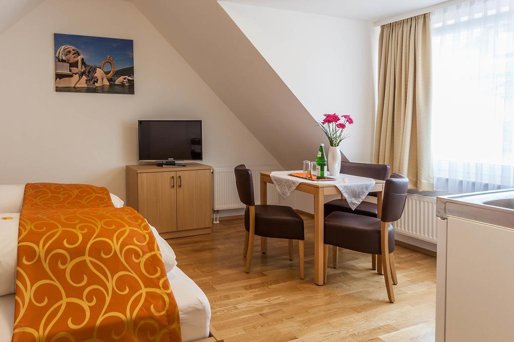 Seehotel Belriva Hagnau Bagian luar foto